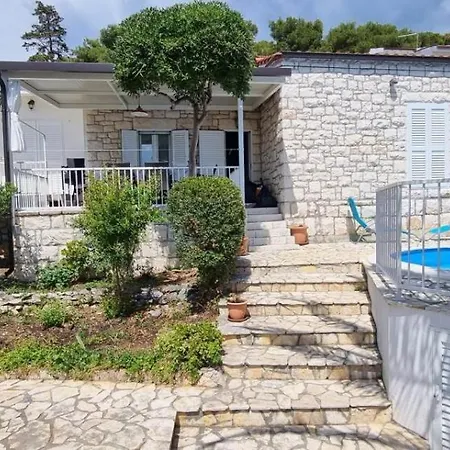 Bella Hvar - Pool & Sea View Villa *