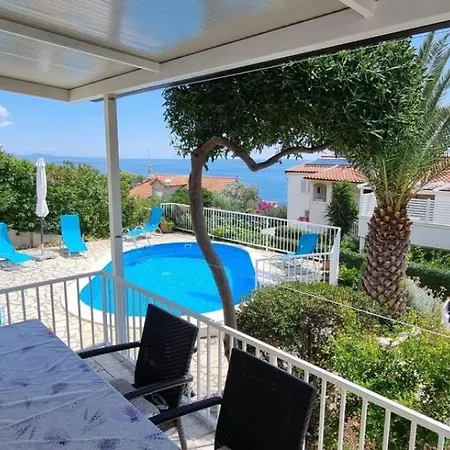 Bella Hvar - Pool & Sea View Villa